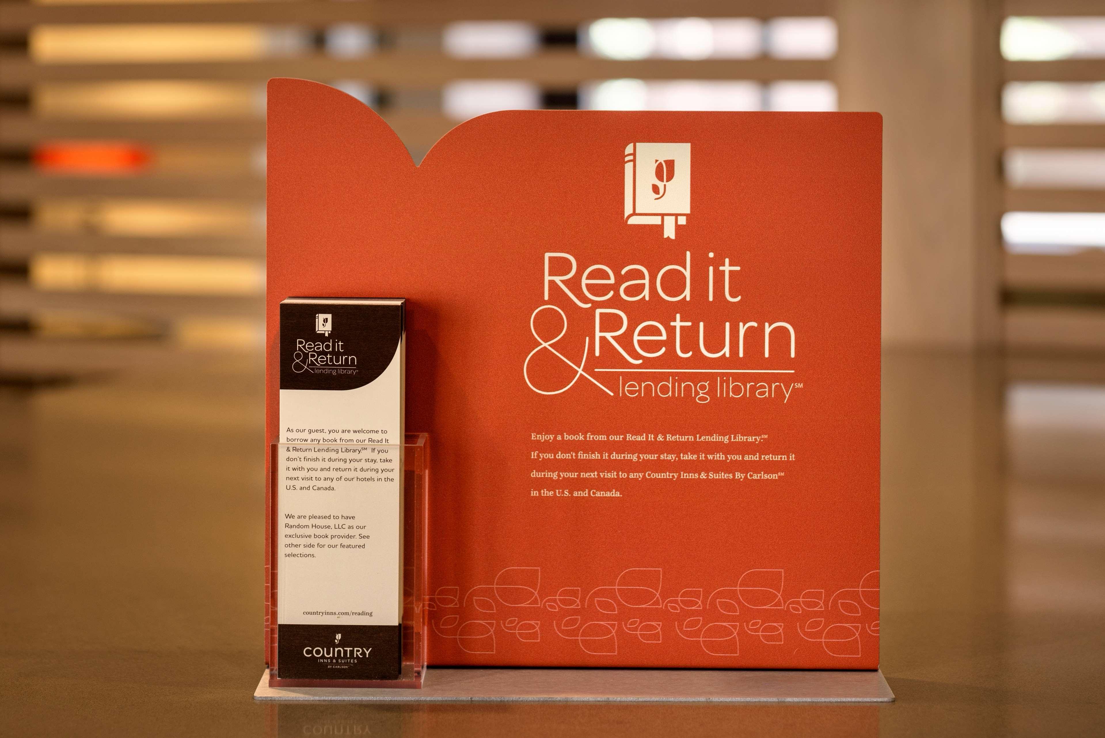 Country Inn & Suites By Radisson, Washington, Dc East - Capitol Heights, Md Esterno foto