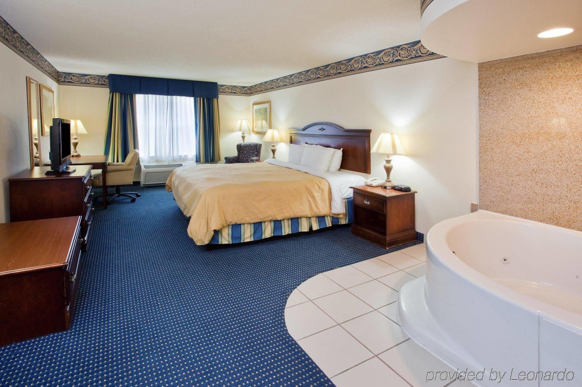 Country Inn & Suites By Radisson, Washington, Dc East - Capitol Heights, Md Esterno foto