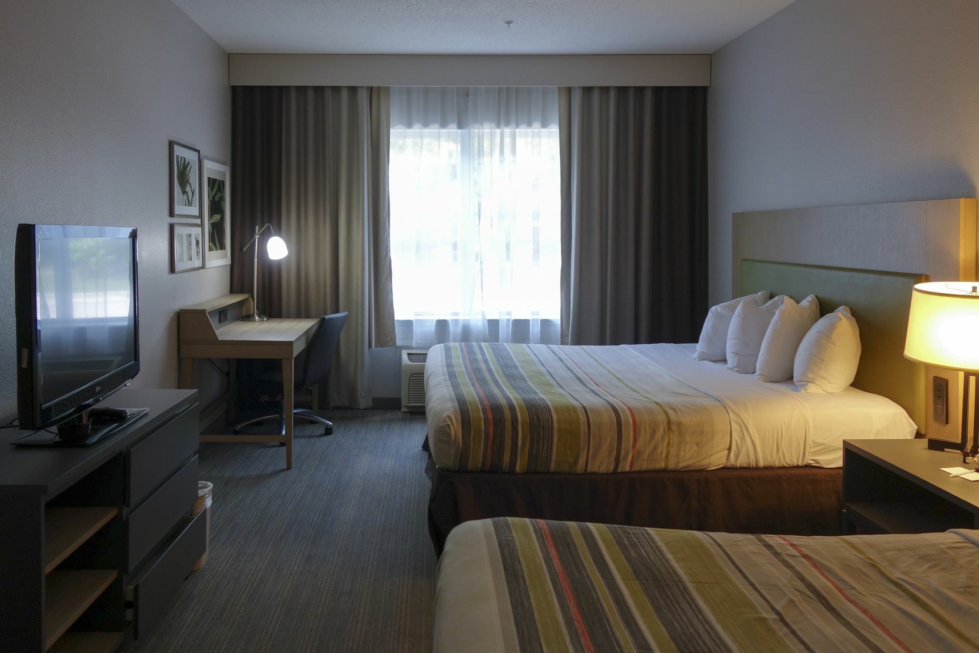 Country Inn & Suites By Radisson, Washington, Dc East - Capitol Heights, Md Esterno foto