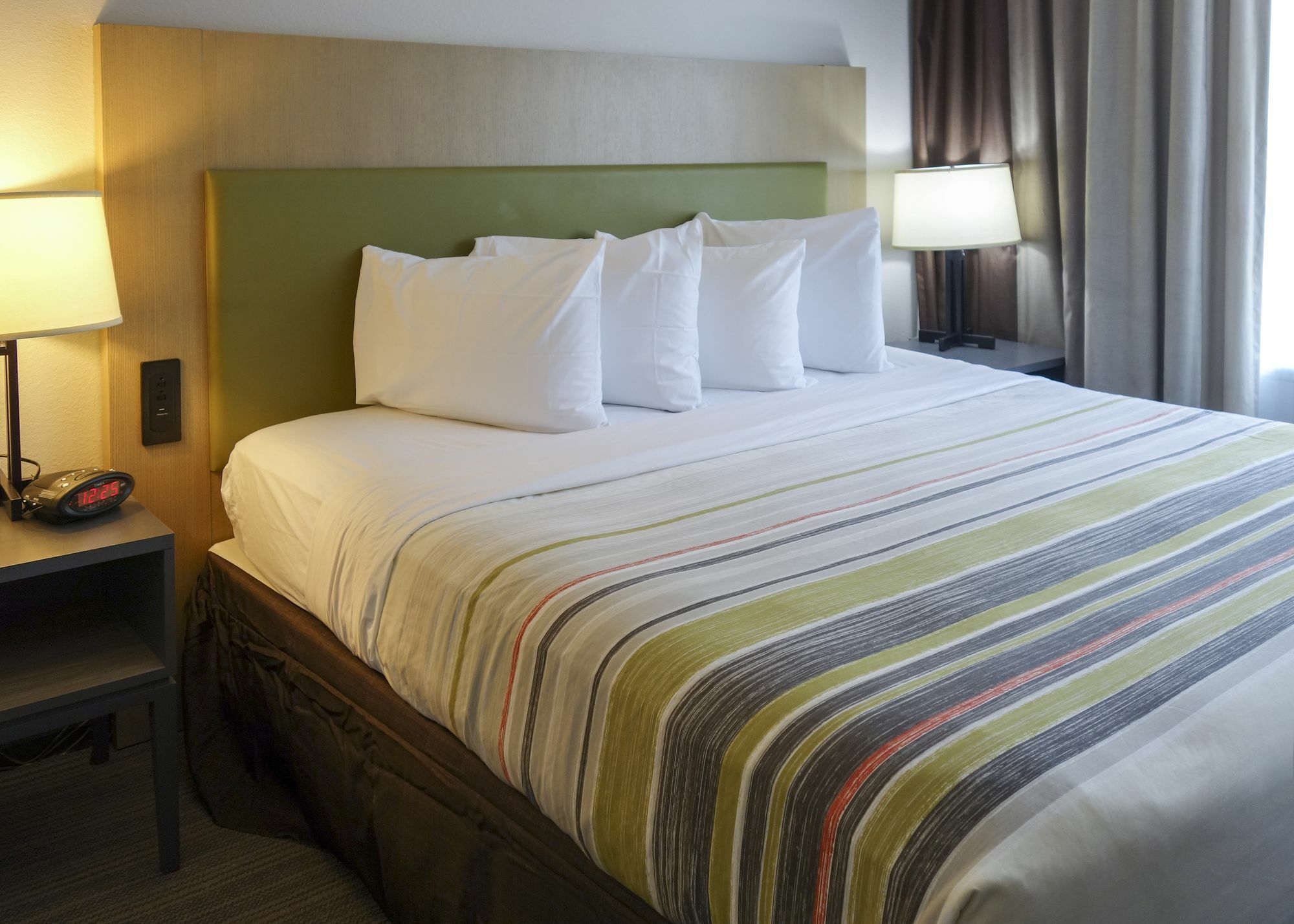 Country Inn & Suites By Radisson, Washington, Dc East - Capitol Heights, Md Esterno foto
